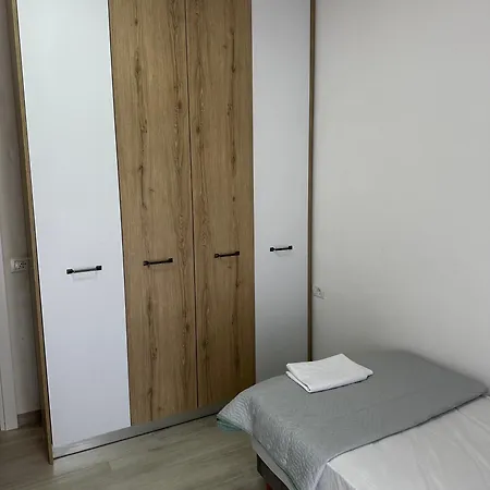 Aleksa Rental2 * Durrës